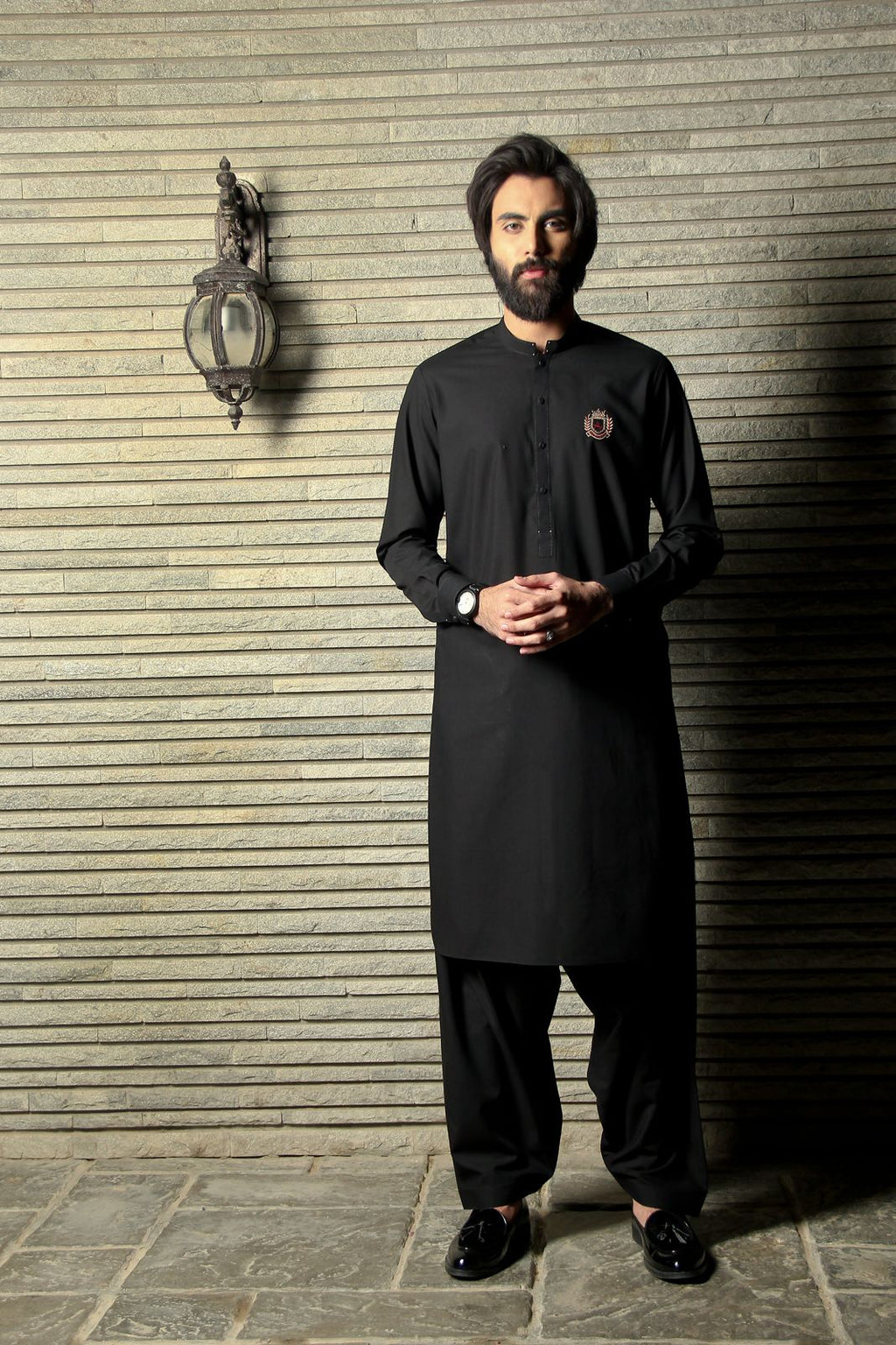 REFINED BLACK KAMEEZ SHALWAR