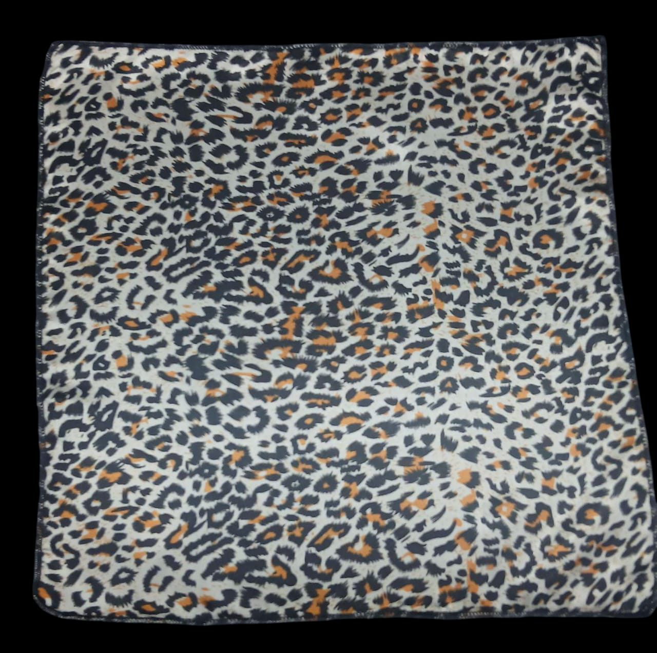 CREAM LEOPARD PRINT POCKET SQUARE