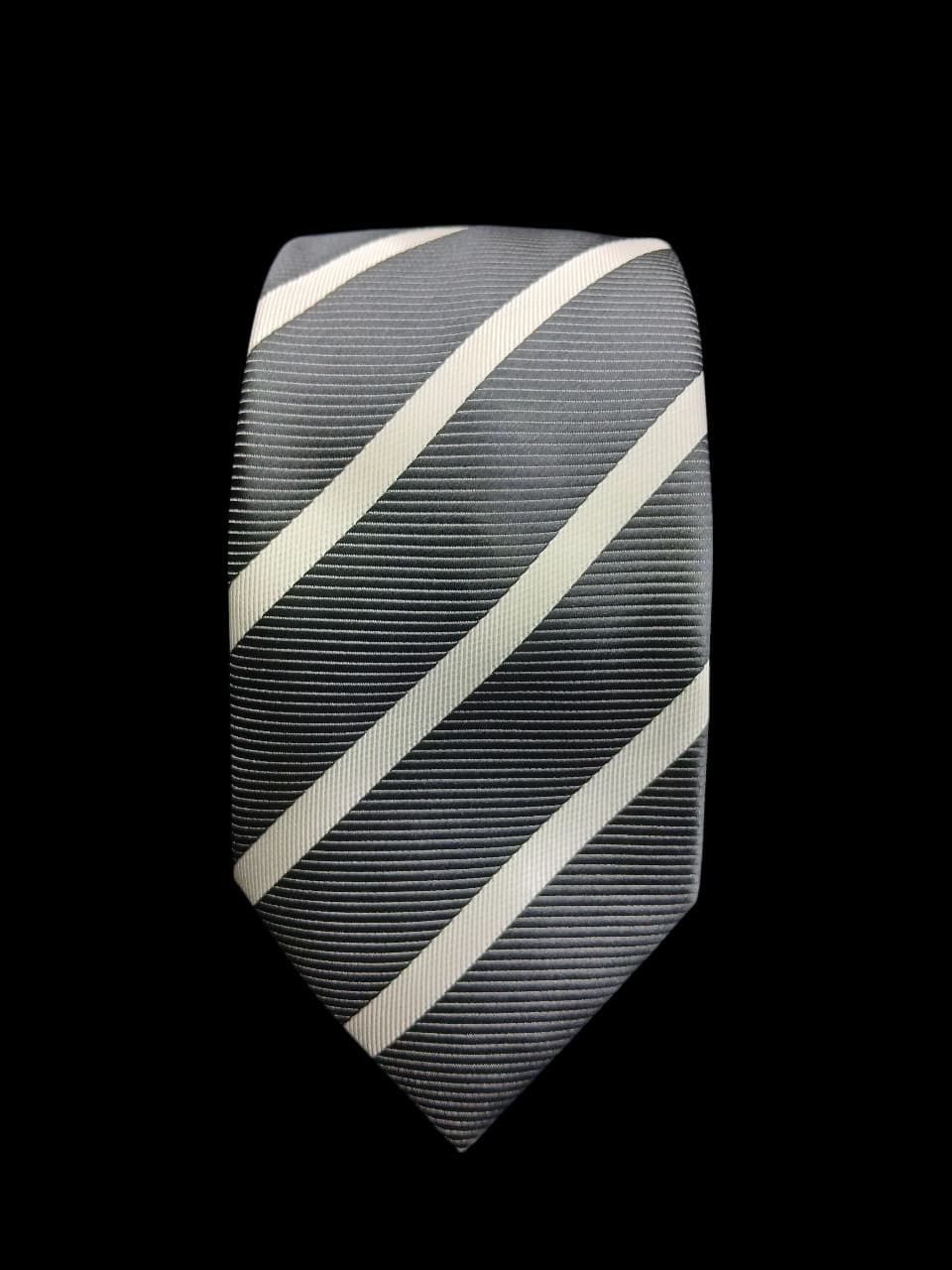 SILVER DIAGONAL STRIPE TIE