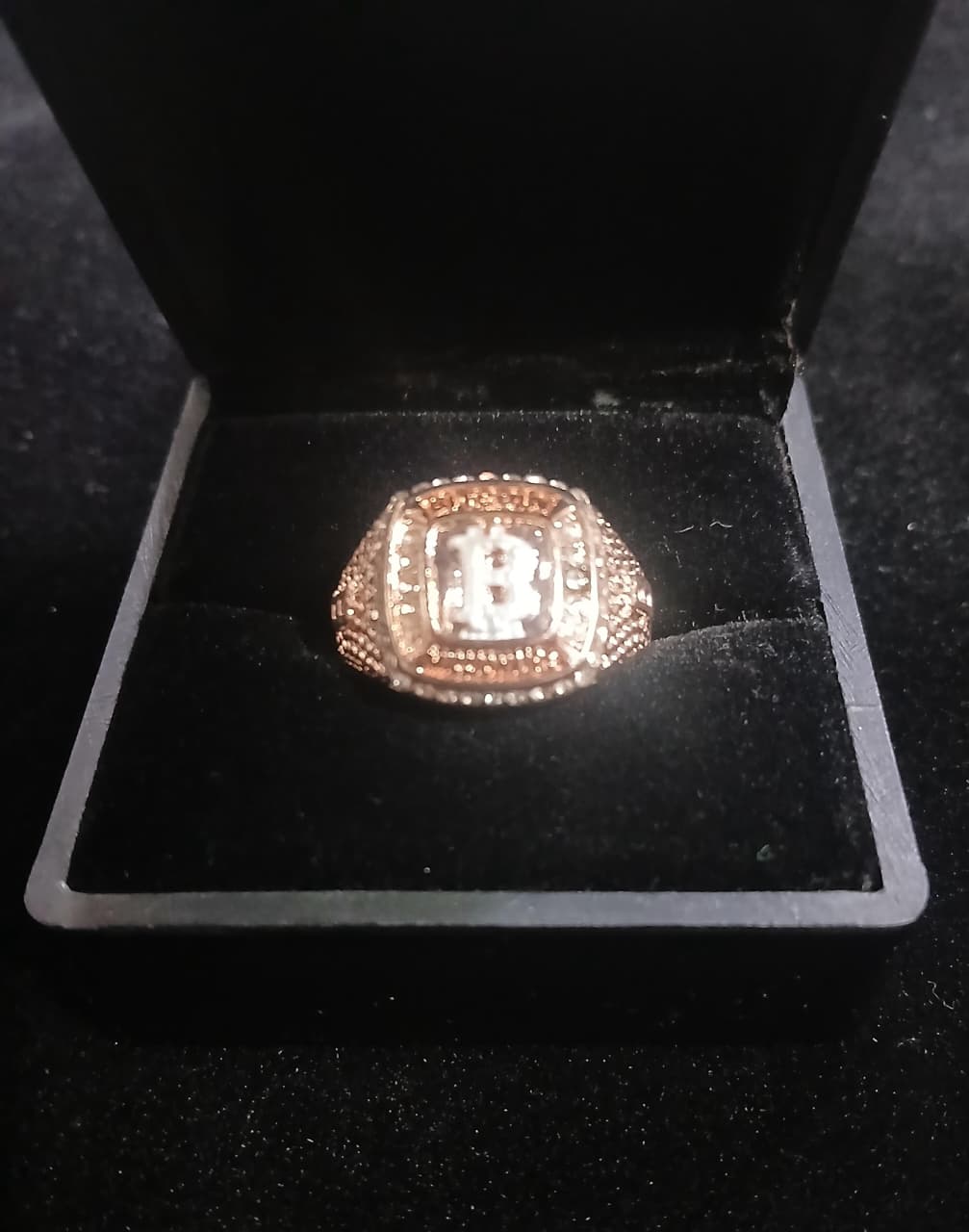 ROSE GOLD CHAMPION INITIAL RING