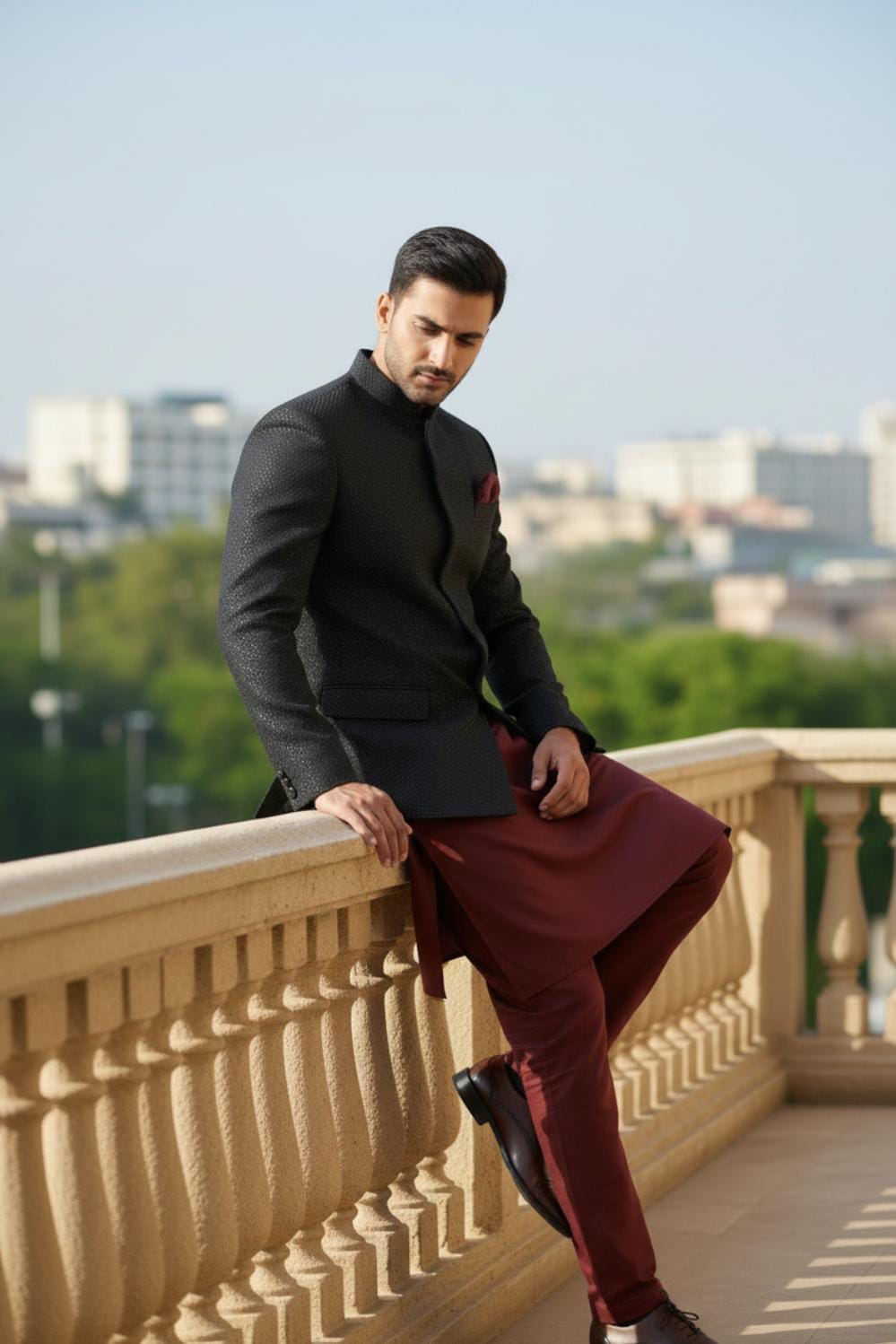 REGAL DIAMOND CUT TEXTURED BLACK PRINCECOAT