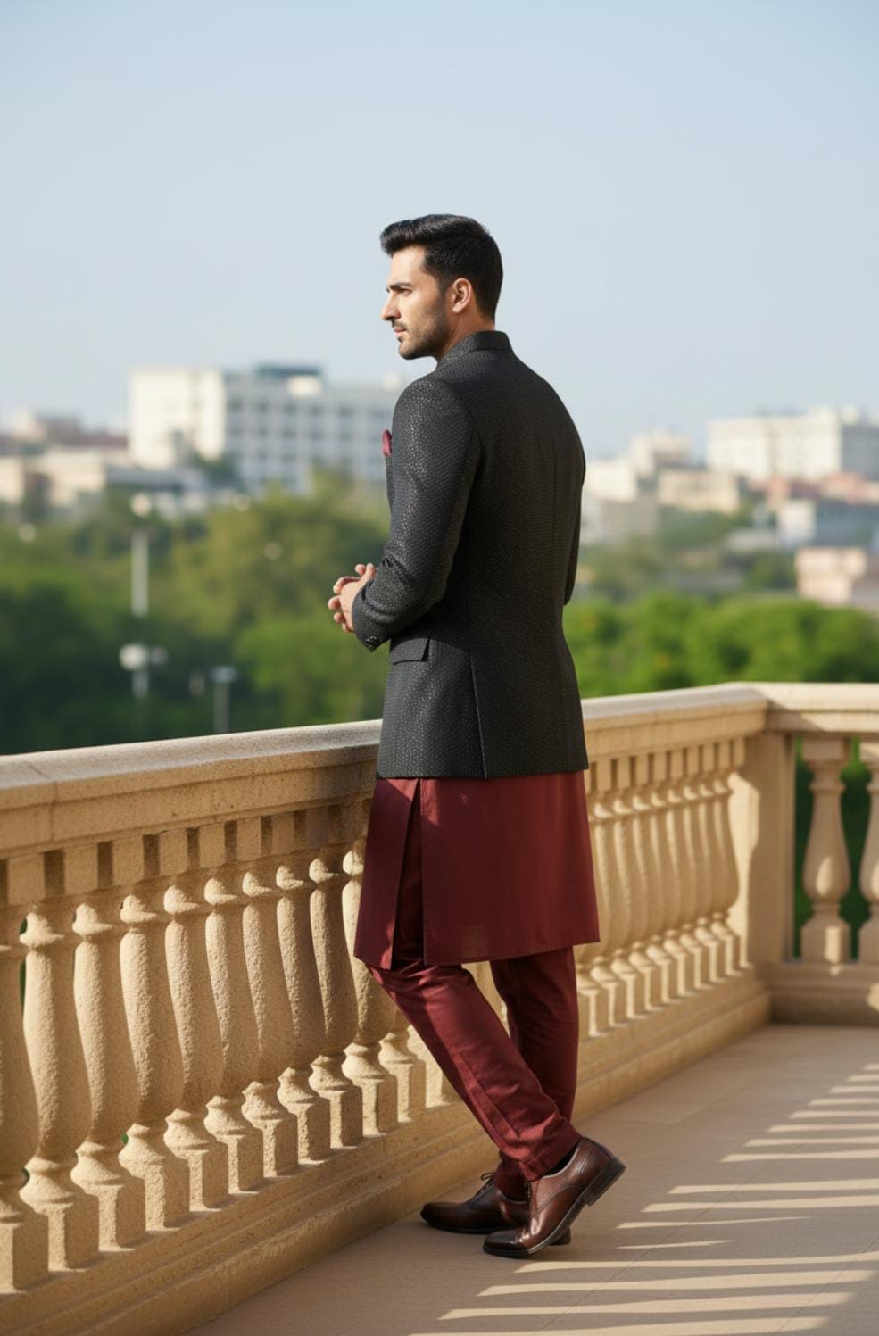 REGAL DIAMOND CUT TEXTURED BLACK PRINCECOAT